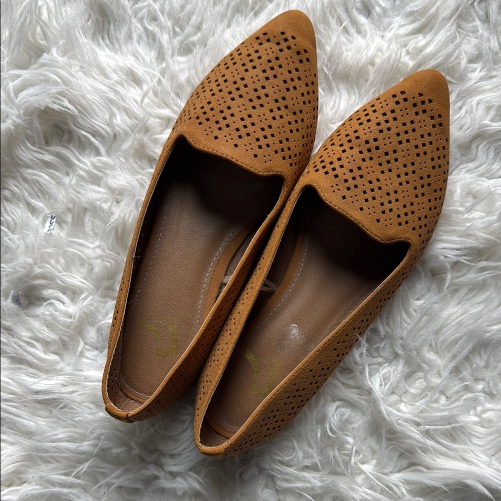 Women's Perforated Tan Loafers Report